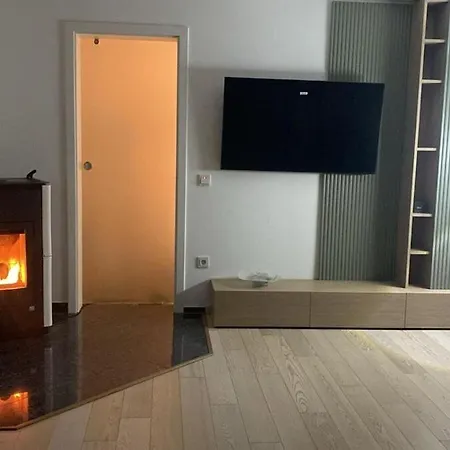 Modernes Refugium Mit Seeblick Casa de Férias