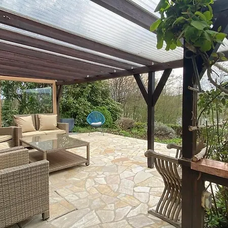 Modernes Refugium Mit Seeblick *