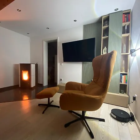 Modernes Refugium Mit Seeblick *