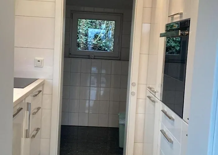 Modernes Refugium Mit Seeblick Feriehus