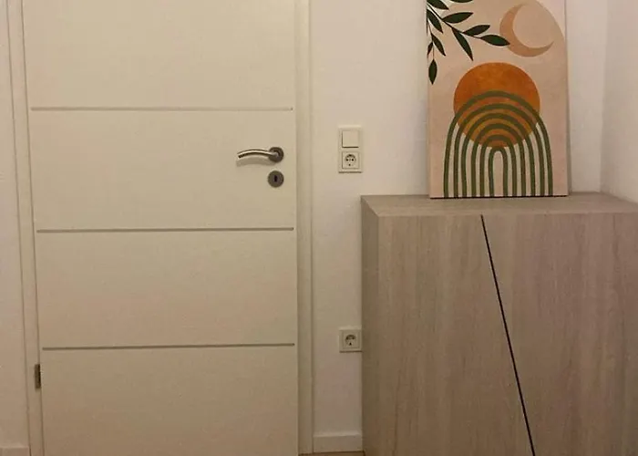 Modernes Refugium Mit Seeblick