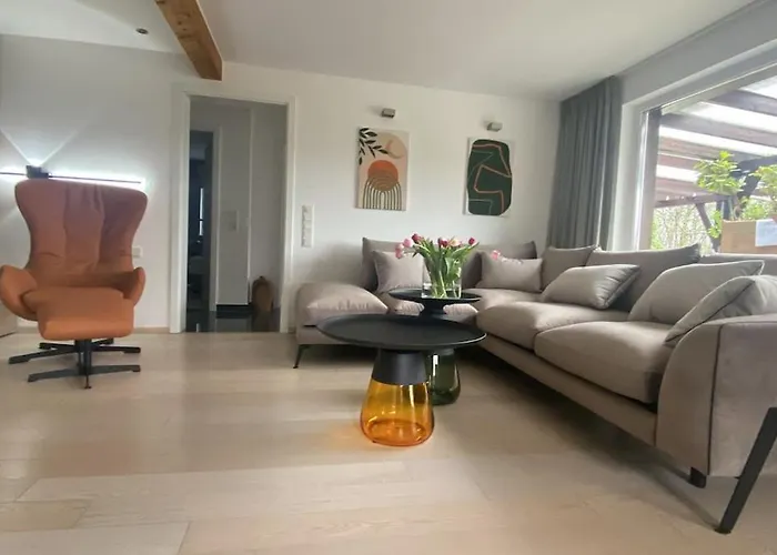 Modernes Refugium Mit Seeblick Nyaraló