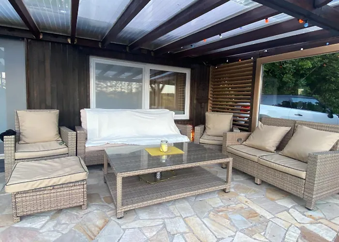 Modernes Refugium Mit Seeblick *